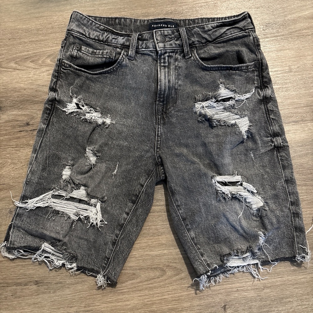 Aeropostale in Ripped Black Denim Shorts❤️